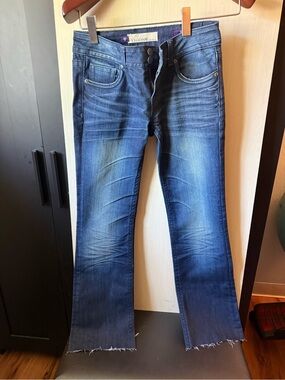 Vigoss Dark Blue Jeans with raw hem
